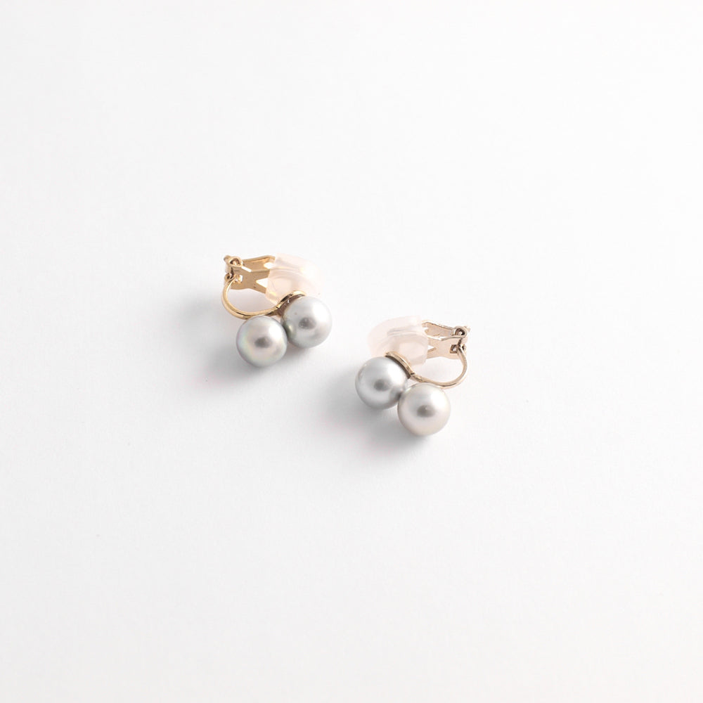 Two earrings LBl/DBl