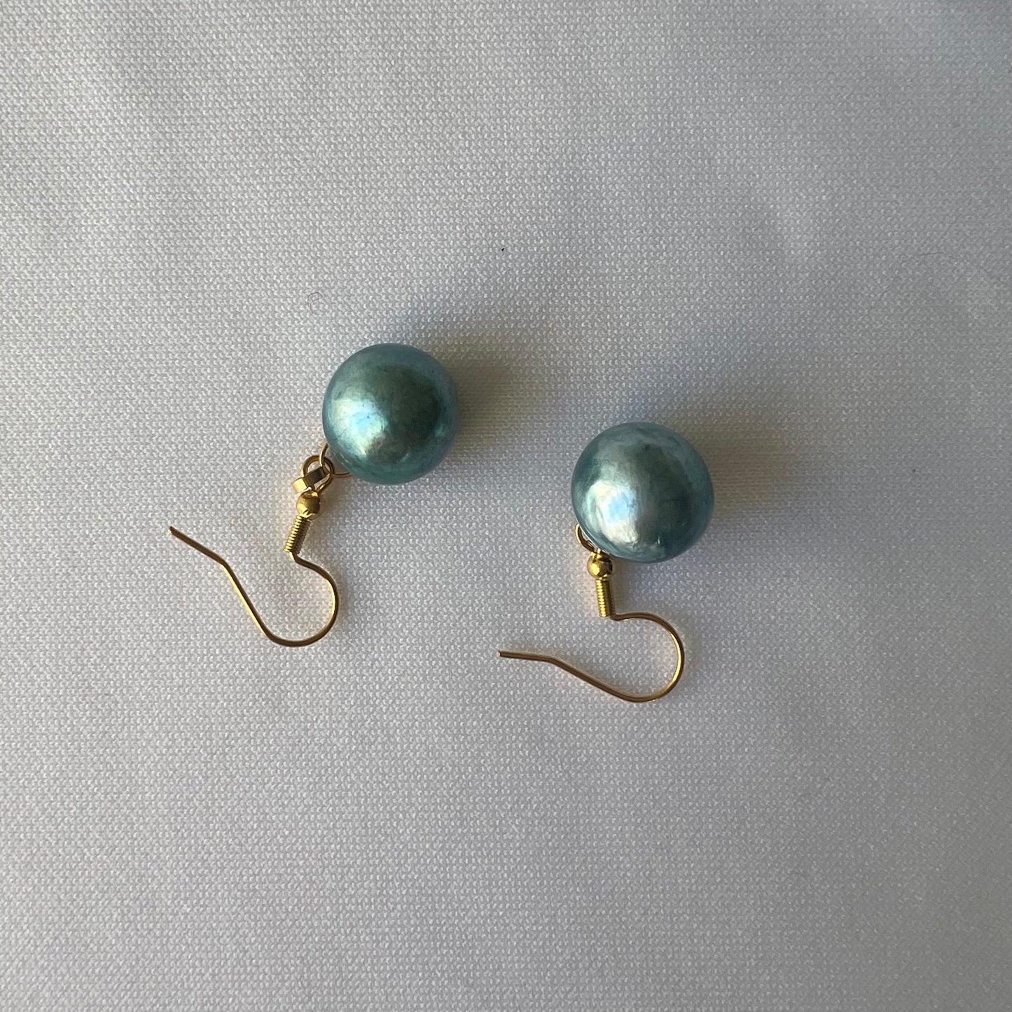 一粒バロックピアス ナチュラルブルーパール