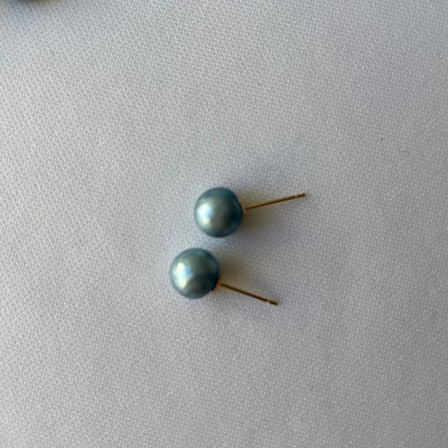 一粒バロックピアス ナチュラルブルーパール