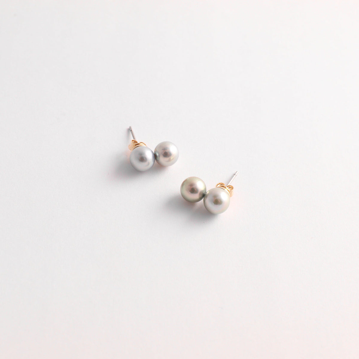 二粒ピアス Dark Blue / Light Blue